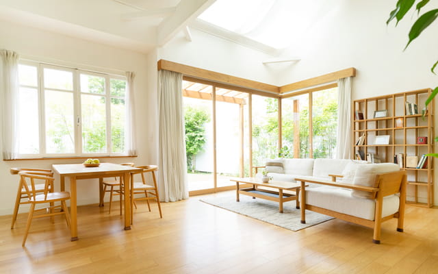 ホームズ】日当たり良好な物件は南向き？ 方角との関係性と間取り ...